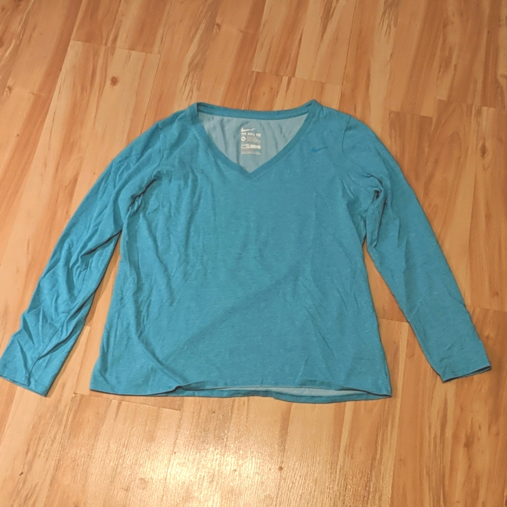 Nike Dry-Fit Long Sleeve Tee